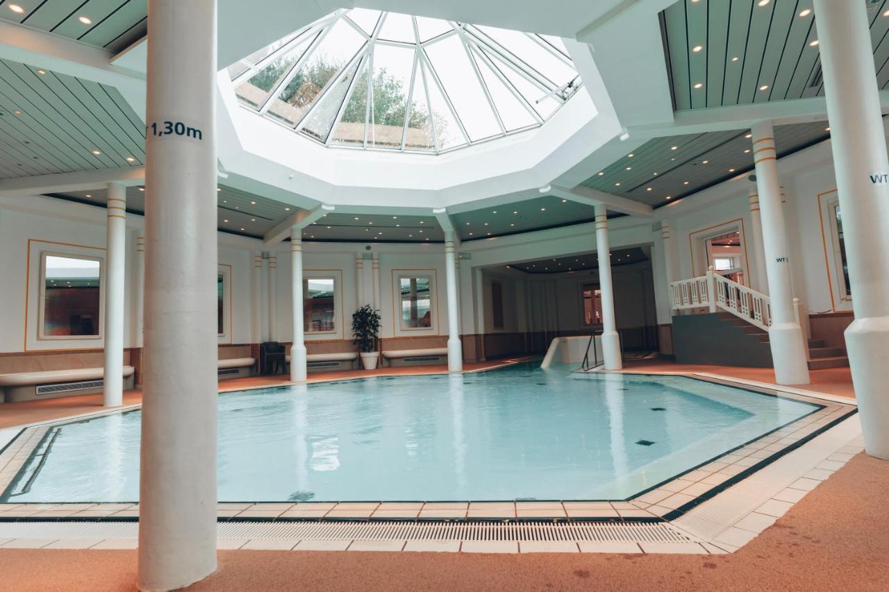 Hotel Meerzeiten Inklusive Externer Schwimmbad- & Saunanutzung ベンサージール エクステリア 写真