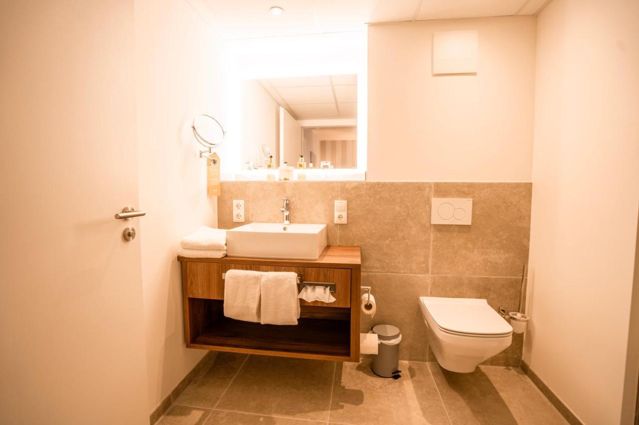 Hotel Meerzeiten Inklusive Externer Schwimmbad- & Saunanutzung ベンサージール エクステリア 写真