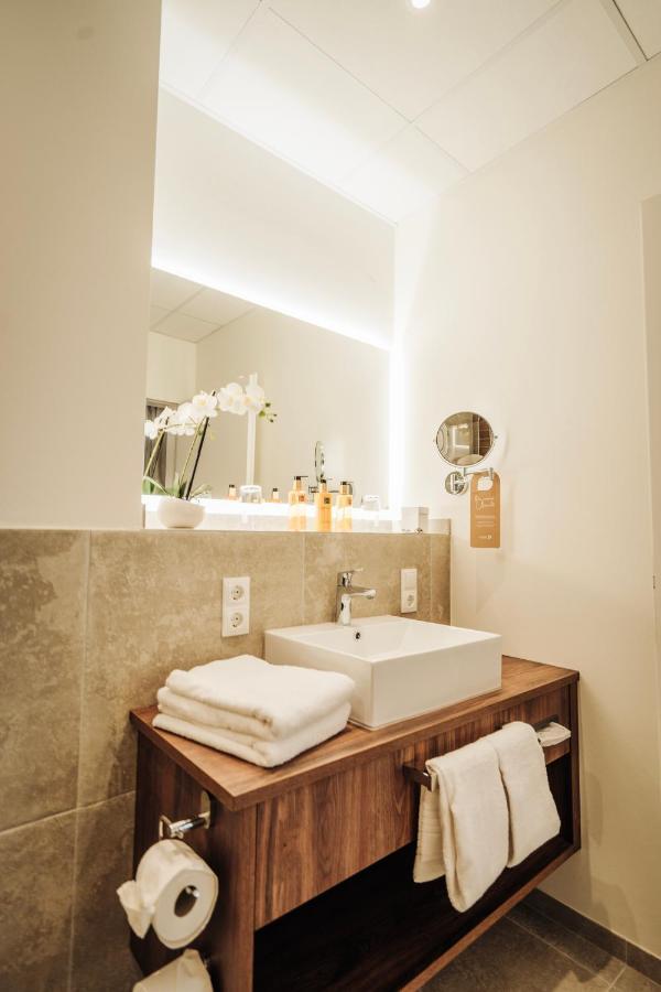 Hotel Meerzeiten Inklusive Externer Schwimmbad- & Saunanutzung ベンサージール エクステリア 写真